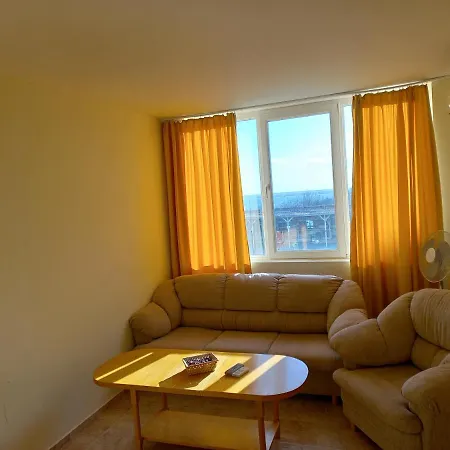 Апартамент Apart Rutland Bay 3-Апартамента